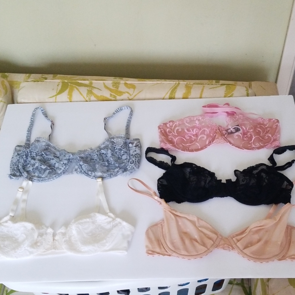 🌸Bundle Italian Lace Bras🌸